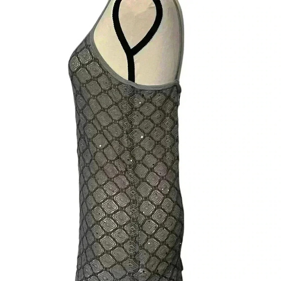 Buckle Women’s size medium lace grey tank top. - Picture 3 of 8